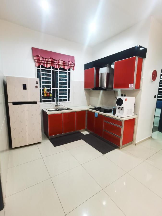 Bandar Melaka Family Bungalow Private Pool Bbq Wifi Netflix Екстериор снимка