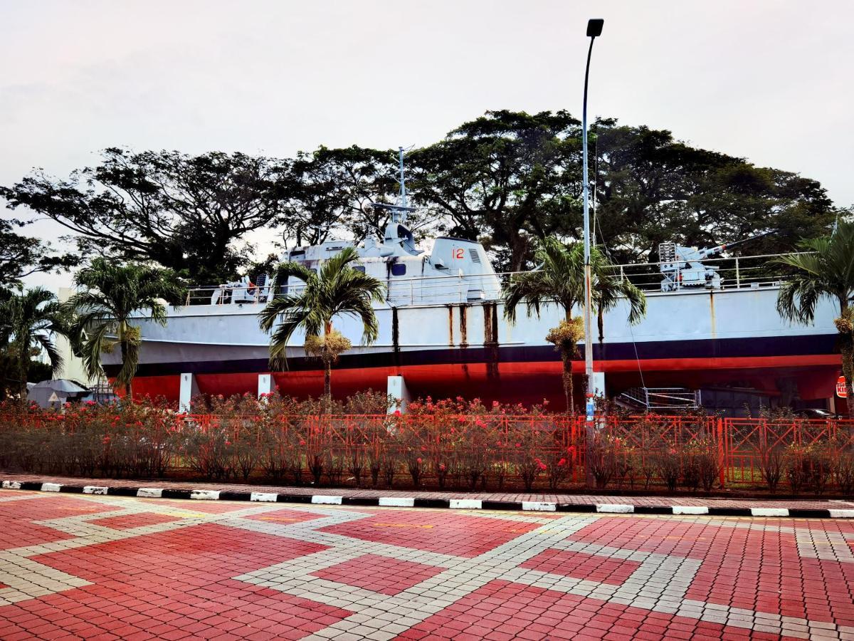 Bandar Melaka Family Bungalow Private Pool Bbq Wifi Netflix Екстериор снимка