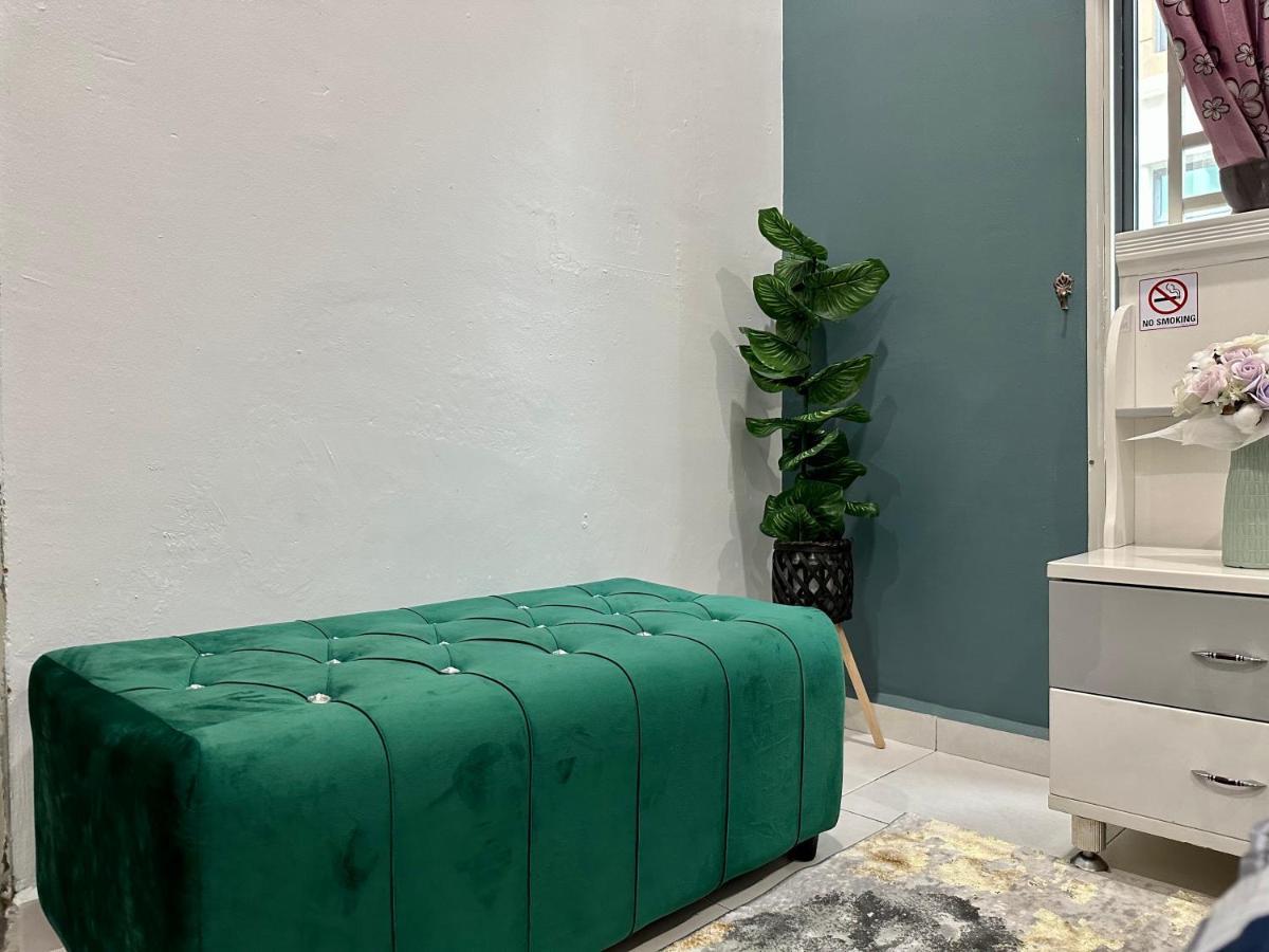 Bandar Melaka Family Bungalow Private Pool Bbq Wifi Netflix Екстериор снимка